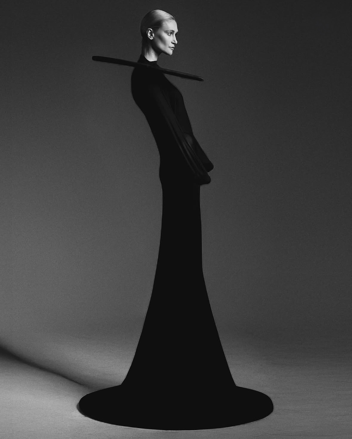 Beauty and timeless elegance.

•••
#repost

@viviorth ESCULTURA

alebrito + @studio115.privatelabel

Photo: @itamazzutti
Beauty: @_andremattos