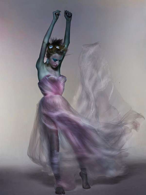 Art lives in movement, style lives in detai...