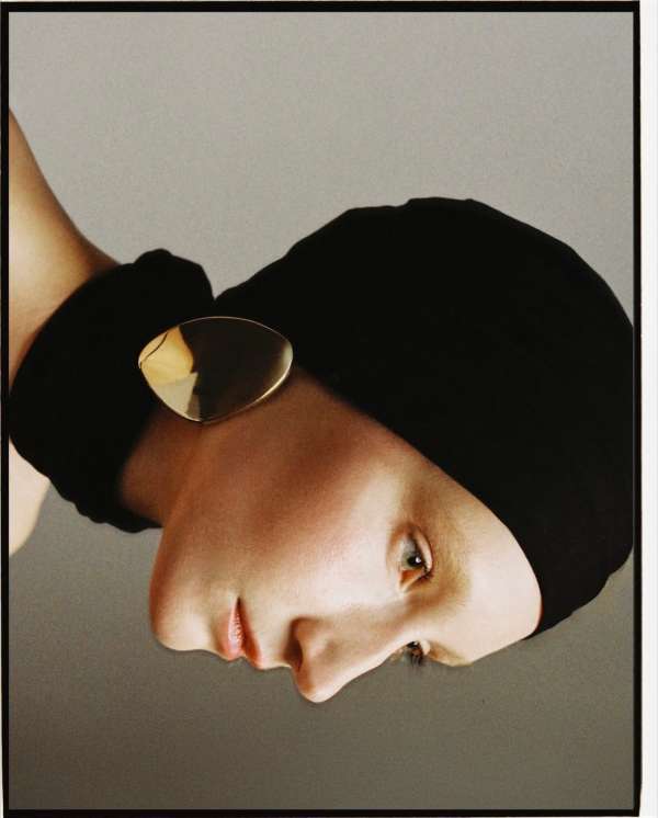 A vision of modern elegance where light, te...