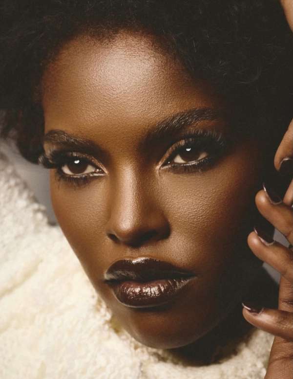 Pure presence and magnetic energy.