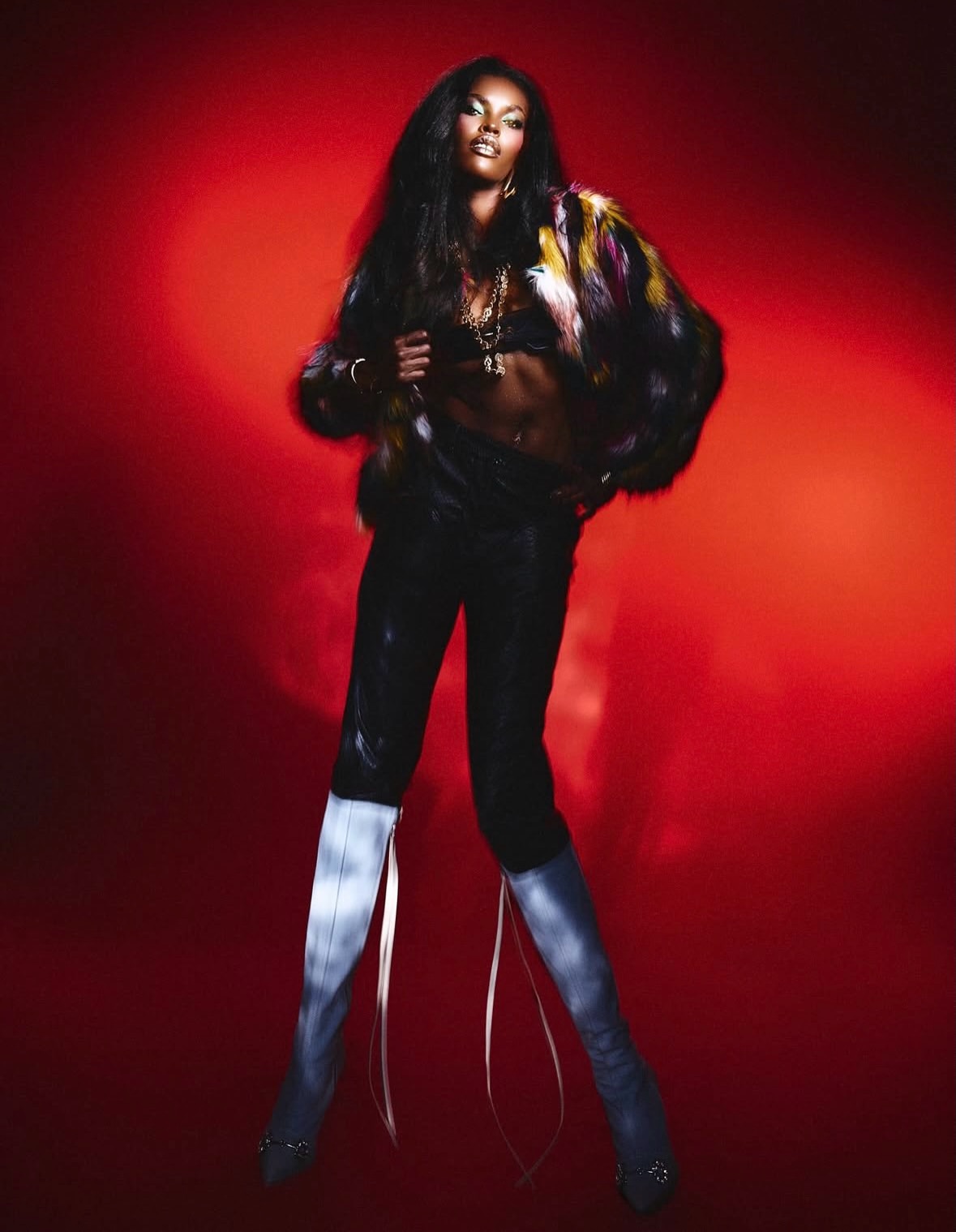 Pure presence and magnetic energy.

•••
#repost
@jdthecombo @officialamilnaestevao was #shotbyJD
MUA @michelawariebi
Hair @iamstacygray
Styling @txmxxr
Assistant @orensiddo