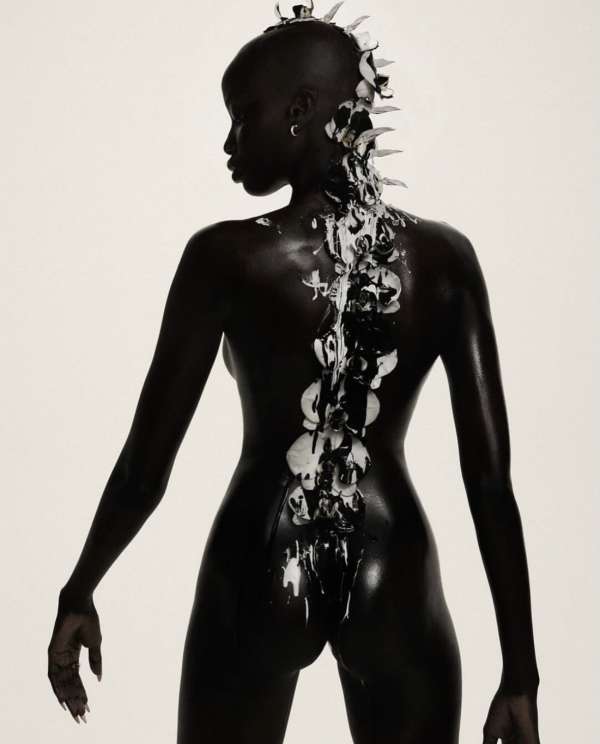 Anok Yai, in a study of light.