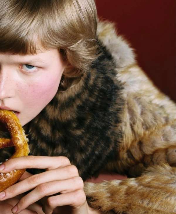 Timeless. Magnetic. Effortlessly chic