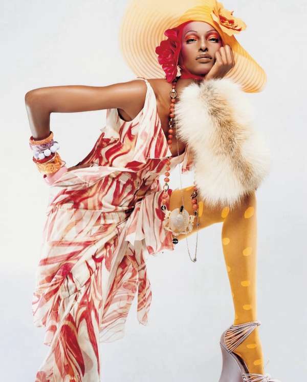 Valentino never just dressed the body. He s...