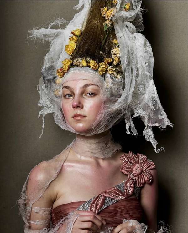 Valentino never just dressed the body. He s...