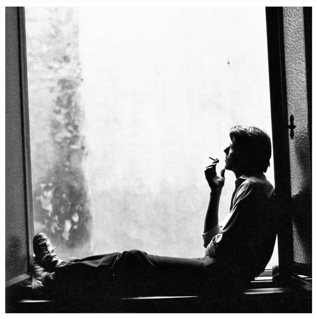 Throwback glamour, timeless vision, fearless indiv...