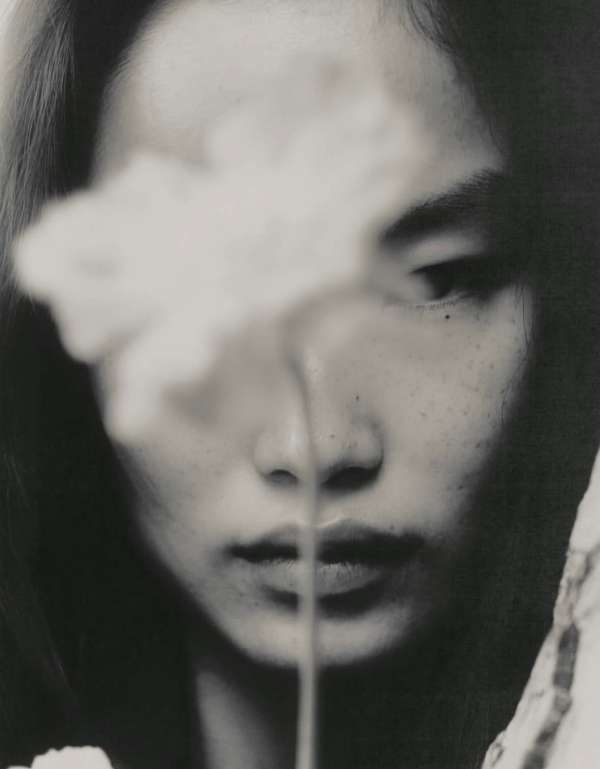 A vision suspended between dream and desire...