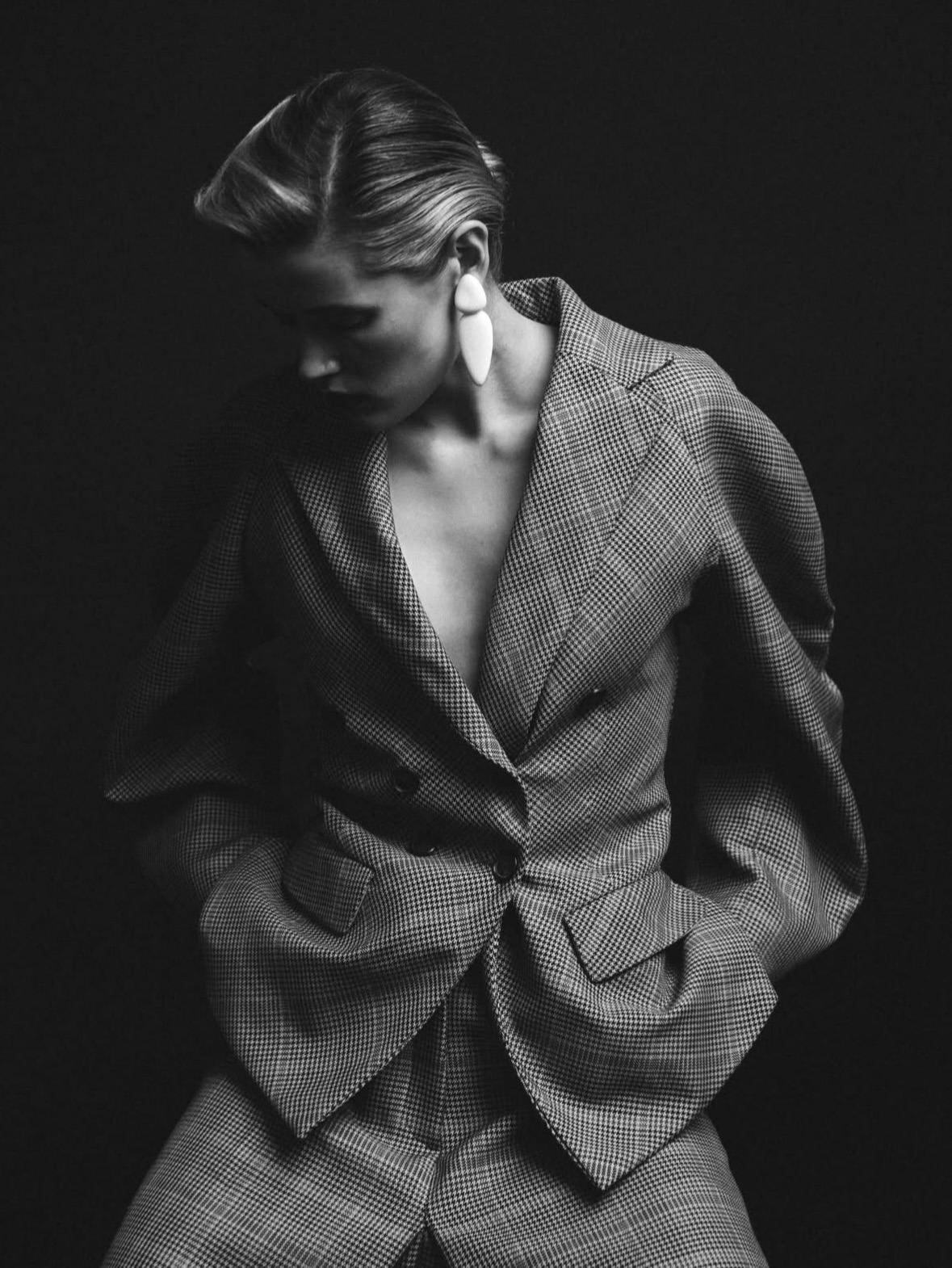 A study in light, presence, and quiet power.