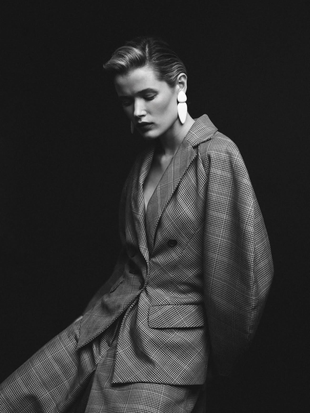 A study in light, presence, and quiet power.