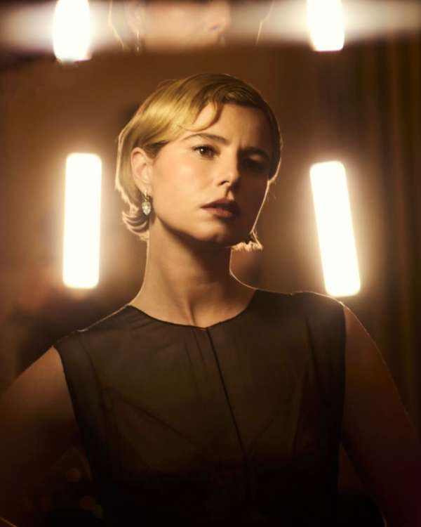 Elegance with a cinematic edge