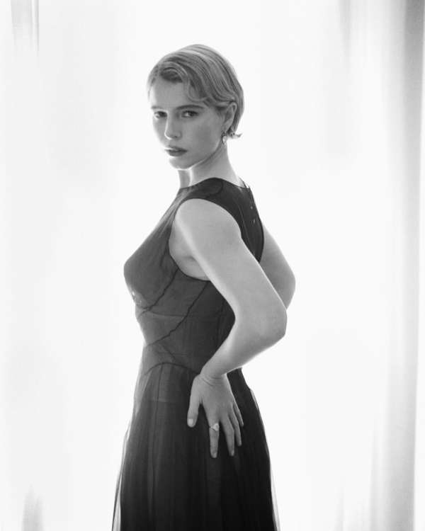 Elegance with a cinematic edge