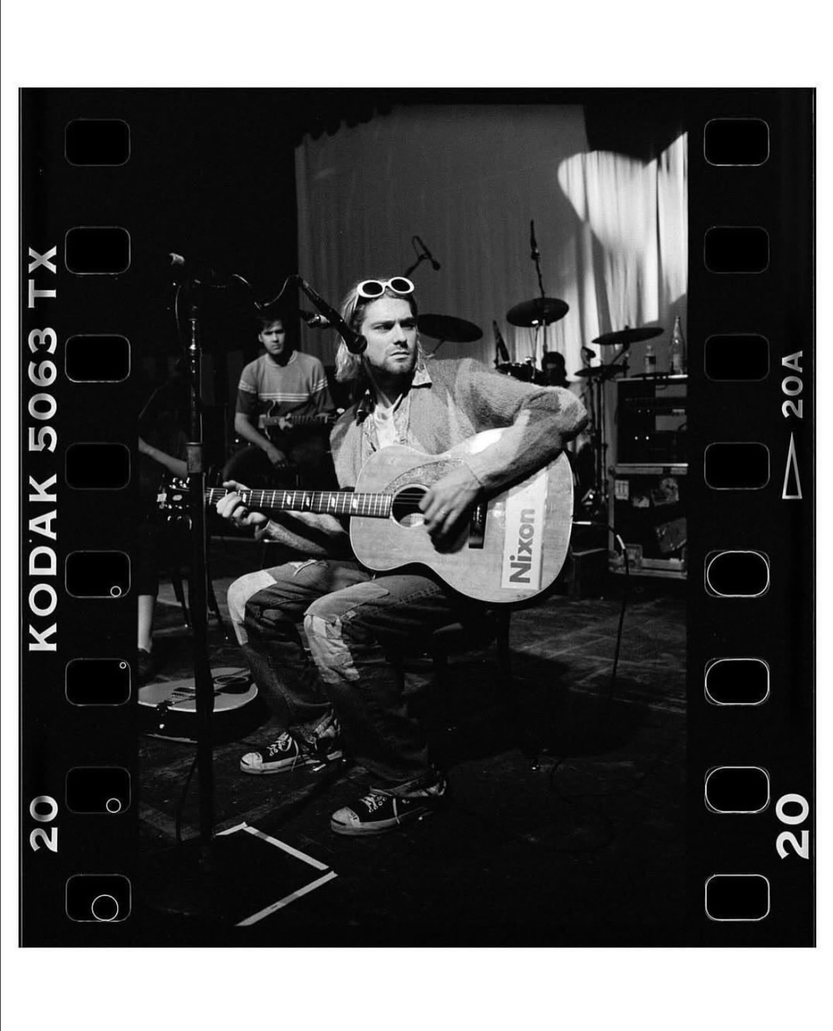 A presence that never faded.
Thirty two years later, the image is still haunting, iconic, and deeply alive.
#TBT

•••
#repost

@blendergallery “ The sun is gone, but I have a light”…
It’s been 32 years…. ❤️

Photographer Jesse Frohman recalls that day of April 5th 1994:

“It’s been 31 years when my day came to a screeching halt with a flood of phone calls from magazines and news outlets wanting pictures of Kurt. My assistants and I were working in the office producing a job. Vanity Fair was first to call, telling us that Kurt had just died. Then it was Rolling Stone, Spin, The New York Times, and many others calling to see this now famous shoot, but at the time I thought was just another shoot of a great band.
Interesting note that many of the magazines wanted to run the studio shots of Kurt on their covers, but Kurt never took off the sunglasses for that part of the shoot, and because it is important for magazines to have eye contact for their cover photos, not one magazine ran my pictures as a cover.

Kurt and I had a very brief relationship, crossing ships on our life journeys, and although I would not dare to say I knew the man, I got a distinct portrait, aside from the photos, of who he was. I cherish these moments with great artists and personalities, including James Brown, Little Richard and many others no longer with us.
We all have their music to enjoy and inspire us, and I also have the memories of shared moments of artist collaboration, and that is what I ultimately love the most about what I have been blessed to do.

So thank you to Kurt for sharing yourself with my camera so that I might memorialize you and that moment. Thanks also to Dave Grohl and Krist Novoselic for one of the greatest bands ever.”
Jesse Frohman

✨ RIP Kurt D. Cobain February 20 1967  April 5th 1994.. the world misses you 🕊️

Peace & much love ✌️❤️🎶