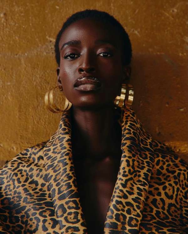 Fashion becomes alive when the moment is fe...