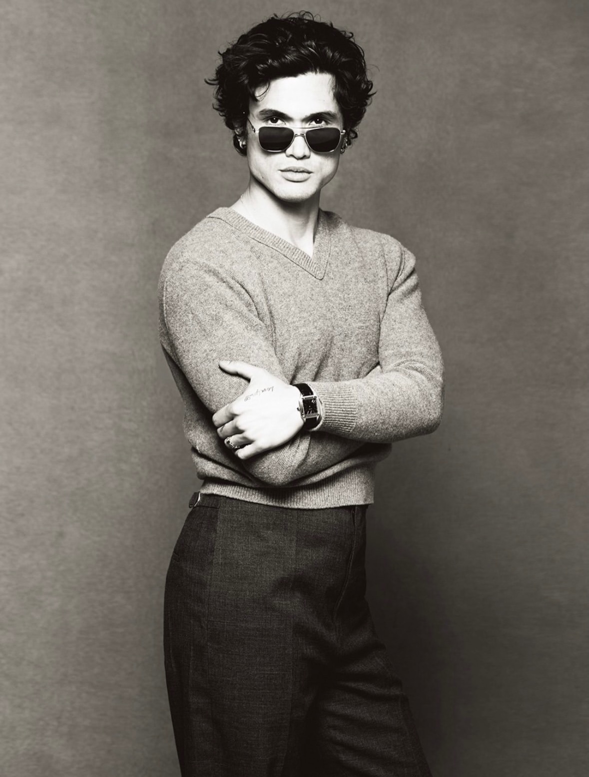 Charles Melton carries the frame with the kind of glamour that does not need to announce itself. It simply arrives.

•••

#repost

@wmag Charles @melton had been dreaming of landing a role in Beef when he found himself at dinner with the series’ creator, Lee Sung Jin, who showed him the season 2 mood board with Melton’s face on it. “He said, ‘We’re writing it for you!’” Melton recalls.

For W’s TV portfolio, the actor discusses bringing his athletic background to his role as an aspiring physical therapist, being starstruck by Jalen Hurts, and the Beyoncé song he sings to his baby girl. Link in bio for the full story.

Photography: @carlijnjacobs
Styling: @aaalliata
Editor in Chief: @saramoonves
Creative Directors at Large: @kevintekinel @charleslevai
Writer: Lynn Hirschberg
Grooming: @timmnolan
Manicure: @erihandanail
Set Design: @mila_ty
Production: @prodn_artandcommerce
W THE SUMMER ISSUE
