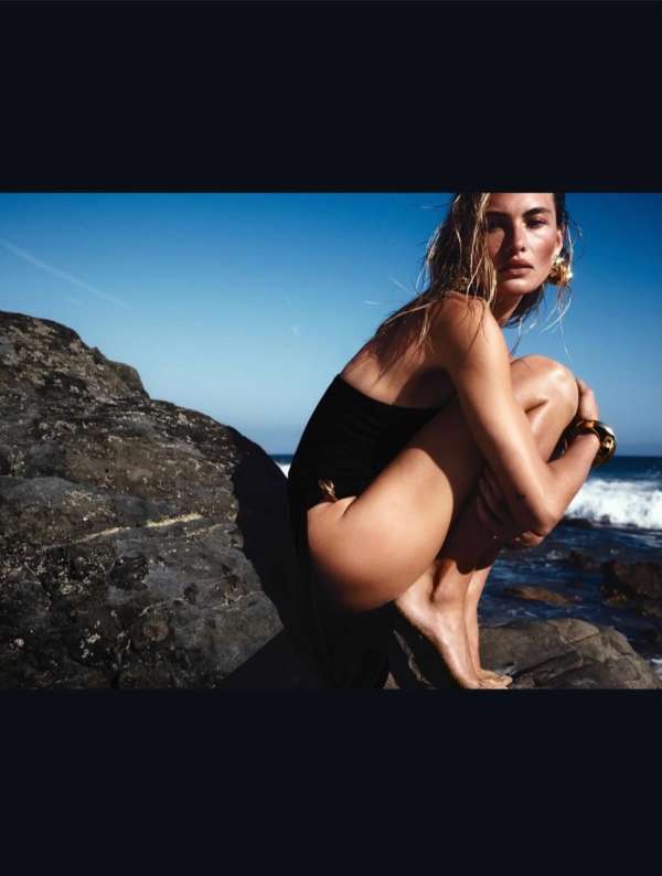 Grace Elizabeth brings a sharp, effortless ...