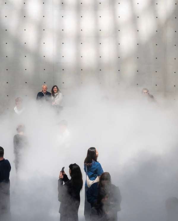 Where architecture dissolves into atmospher...