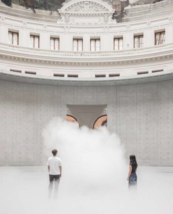 Where architecture dissolves into atmospher...