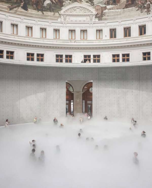 Where architecture dissolves into atmospher...