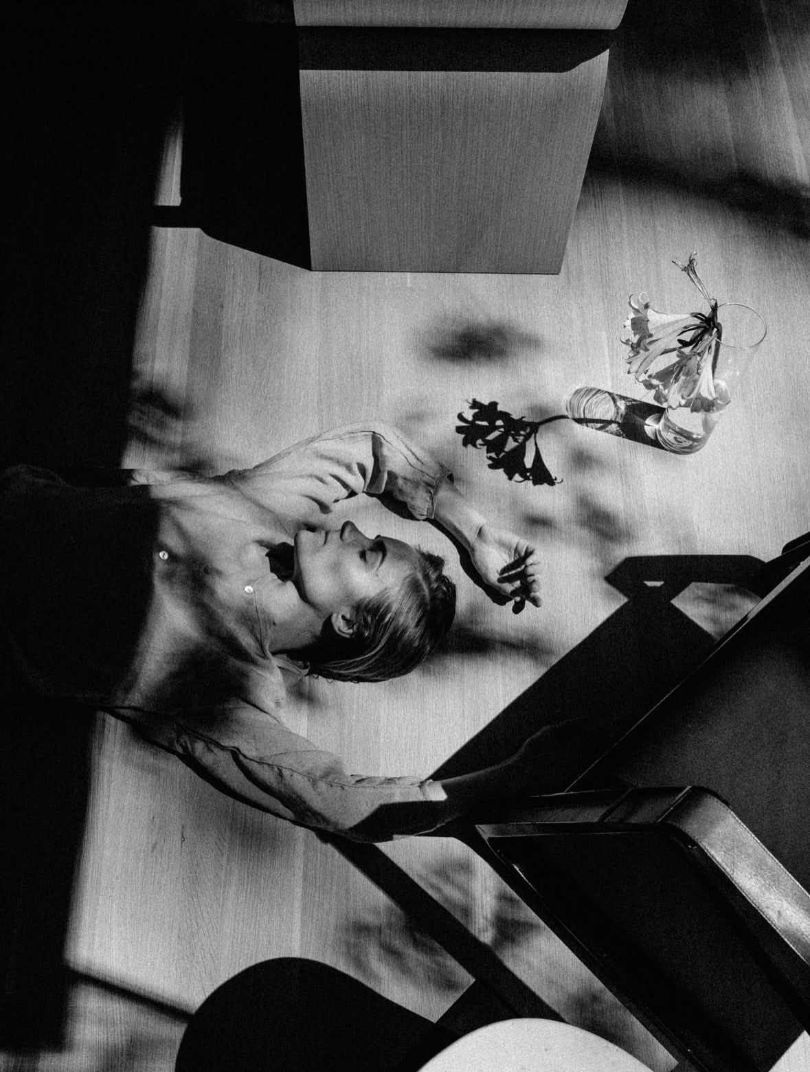 Where form meets feeling. @meredithadelaide moves ...
