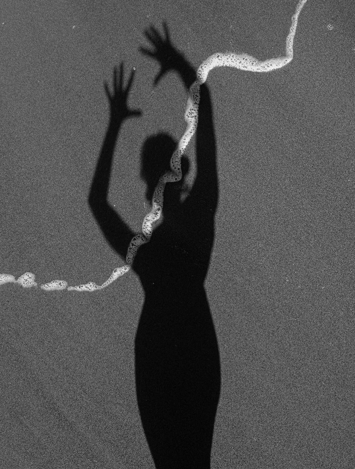 A gaze borrowed, a silhouette suspended, a secret held in shadow. Some beauty keeps you guessing.

Selected by @lensculture
Photography by @ana.rchisme @ajna001 @kingaowczennikow @len_dro @yevhenholoborodko

#LensCulture #BlackAndWhitePhotography #FineArtPhotography #MonochromeMood #TheArtOfSeeing