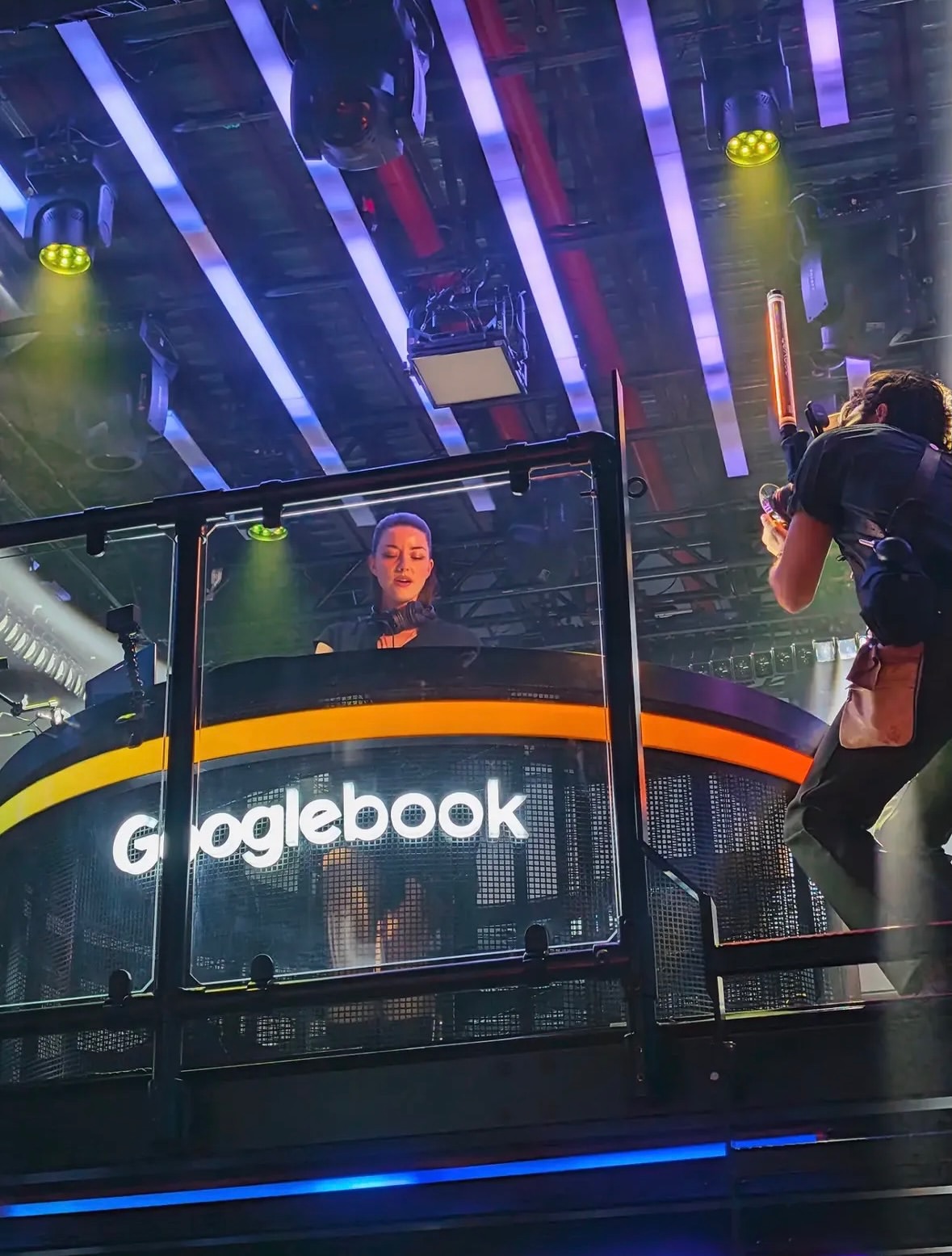 A new arrival. A distinctly New York entrance. @google brought Googlebook Opening Night to @industriasuperstudio, celebrating a new generation of laptops designed for Gemini Intelligence.

#Googlebook #IndustriaSuperstudio #Google #NewYork #OpeningNight