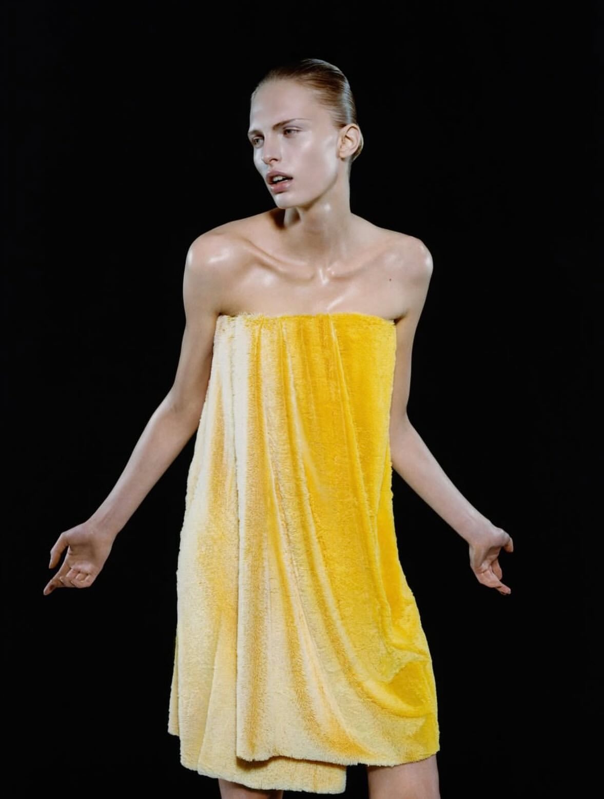 Post-Production by INK
KAROLINA SPAKOWSKI f...