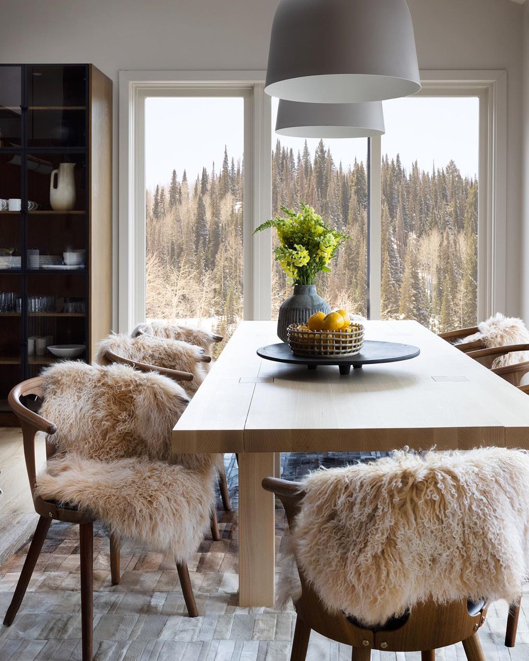 Overland Sheepskin Co. |  Mar. 23