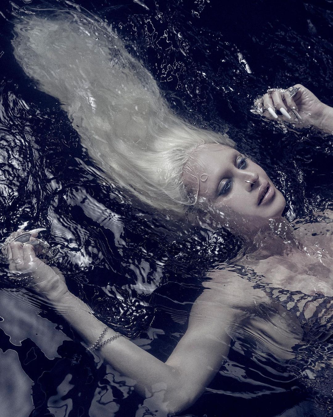 Numéro Netherlands |  Sep. 23