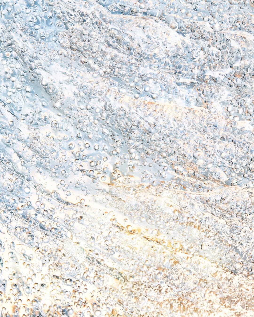 @helenarubinstein 

Agence : @publicisluxe @prodigiousparis 
Photographe : @joyeflorian 
Post-Production : @janvier_lab