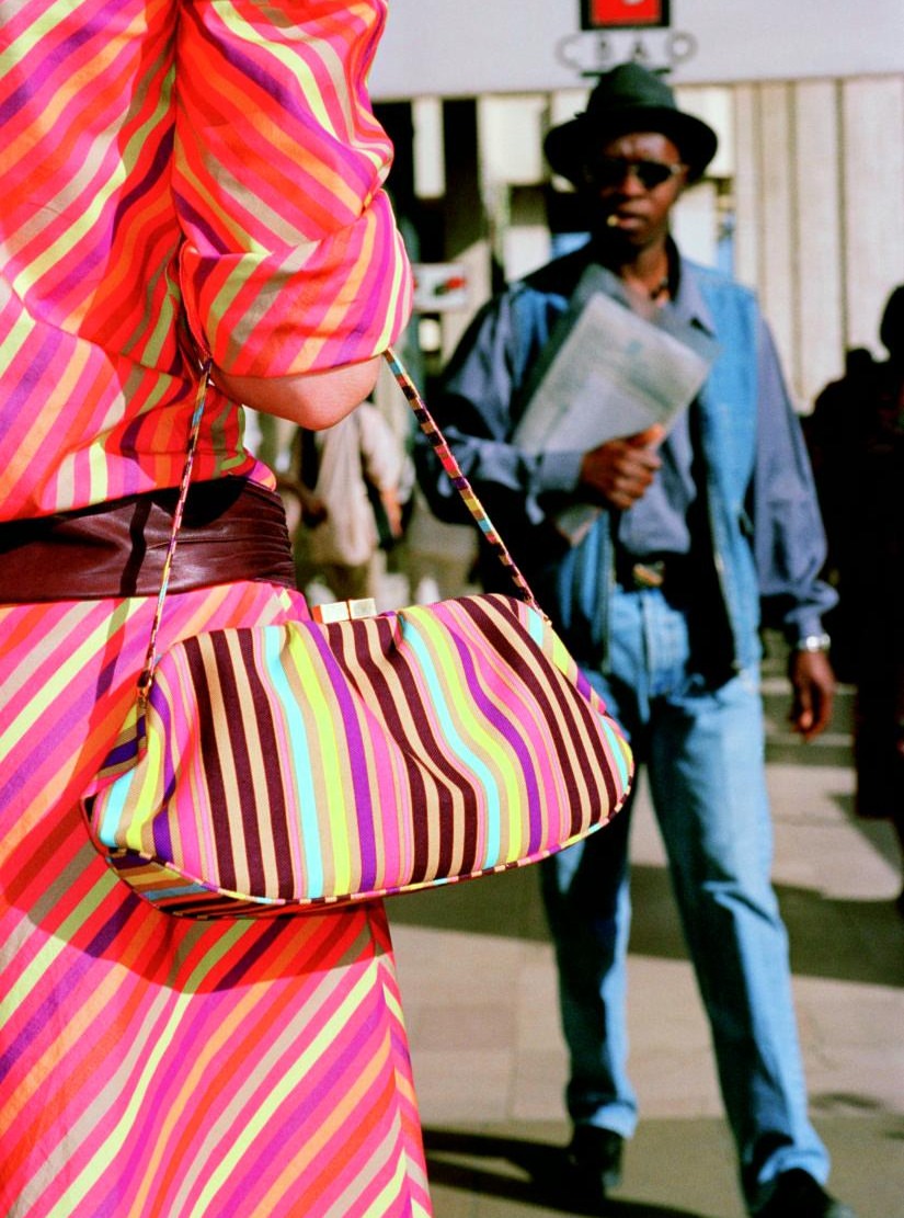 @janvier_lab tient à rendre hommage et saluer la mémoire de l’immense photographe Martin Parr, dont le regard unique a profondément marqué le monde de l’image.

Nous nous rappelons, avec une grande émotion,
notre collaboration étroite autour du « Fashion Magazine par Martin Parr », co-réalisé avec l’agence Magnum en 2005, un moment fort et inspirant de notre histoire.

En mémoire de Martin.

@martinparrstudio @martinparrfdn
Agence : @magnumphotos
Post-Production : @janvier_lab

#martinparrfdn #martinparrstudio #magnumphotos