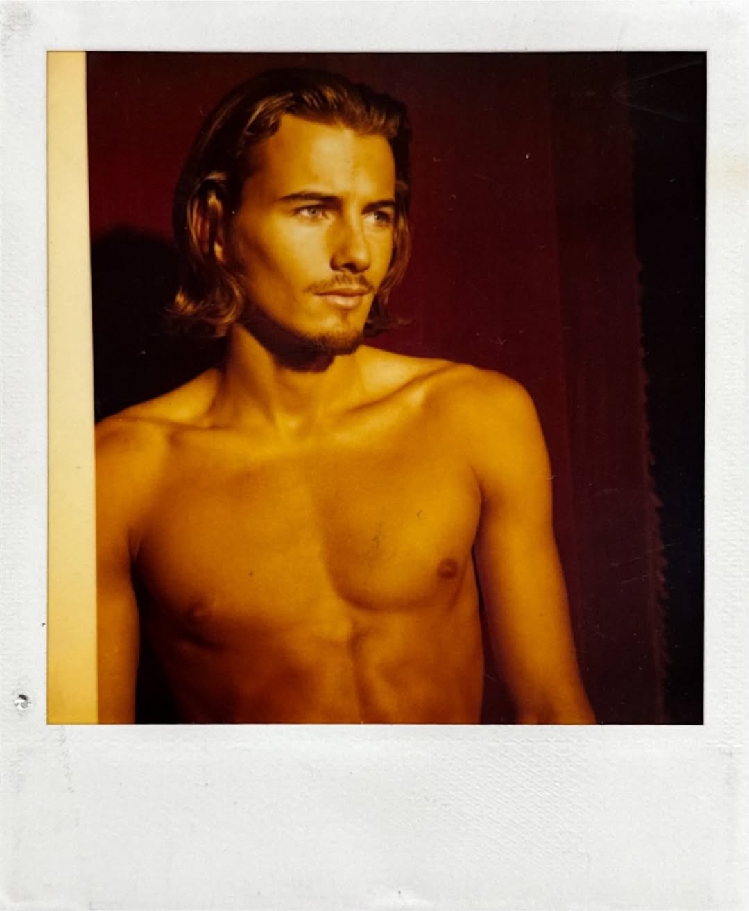 Alex Lundqvist, in the very beginning. 
A beauty of a soul. 
Versace, Milan 1994

Casting Polaroid taken by me
Campaign and BTS shot by @bruce_weber
Before technology - talking and tanning ☀️
