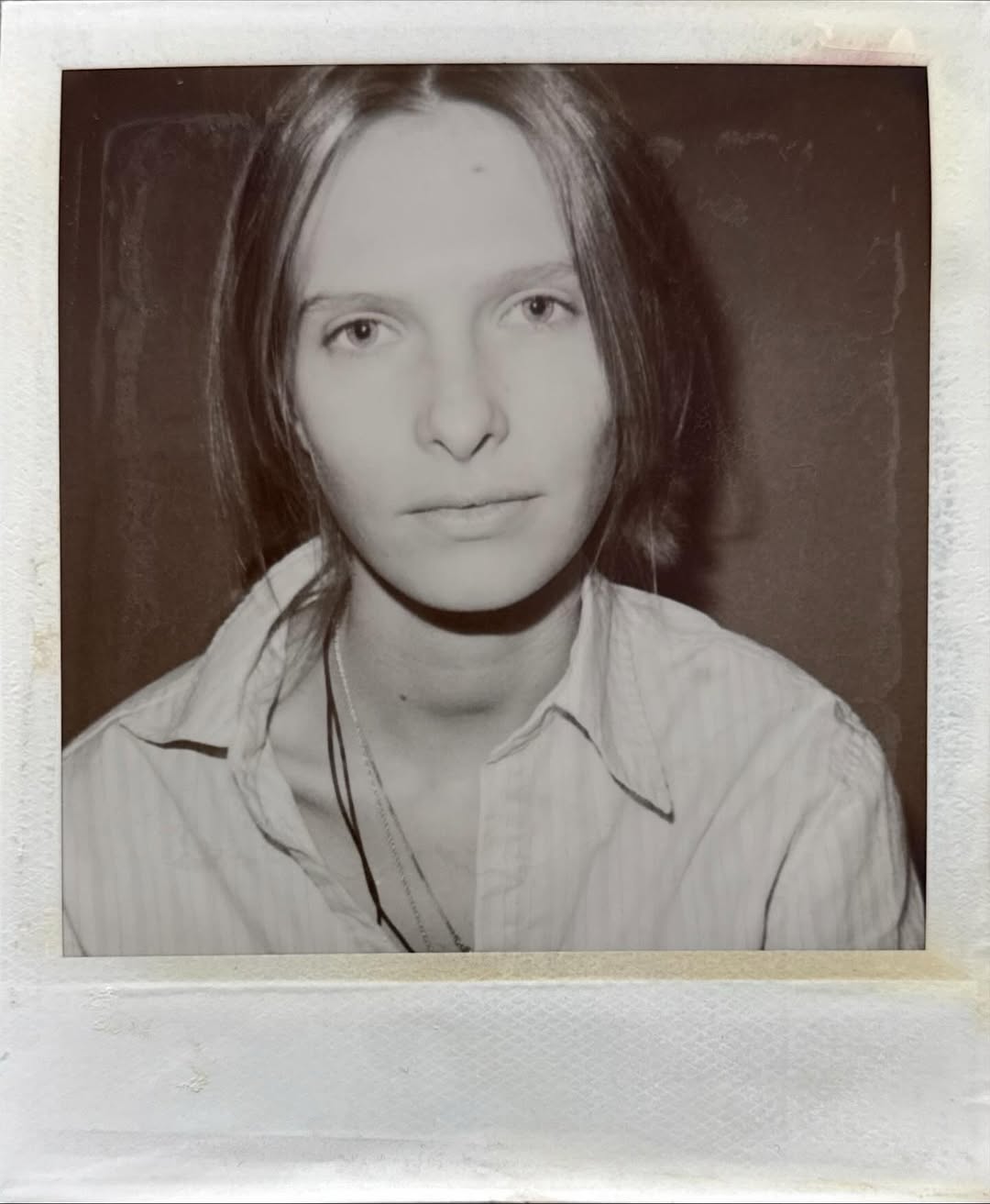 Christina Kruse
Early casting Polaroid
My studio, New York, 1998
I always had such admiration for her.
She had a quiet, grounded presence—something you couldn’t force, only feel.
Years later, I became a huge admirer of her artwork.
Her sculptural pieces in bronze, marble, and wood carry that same sense of presence.
Excited to see her new body of work at New Discretions, opening tonight