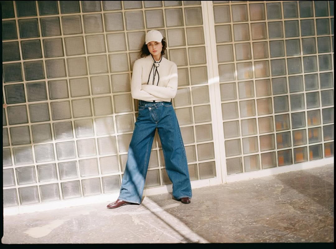 <a href="/jessica-sidenros">Jessica Sidenros</a> X Jake*s <span style="text-transform: none; white-space: nowrap;">Nov. 25</span>