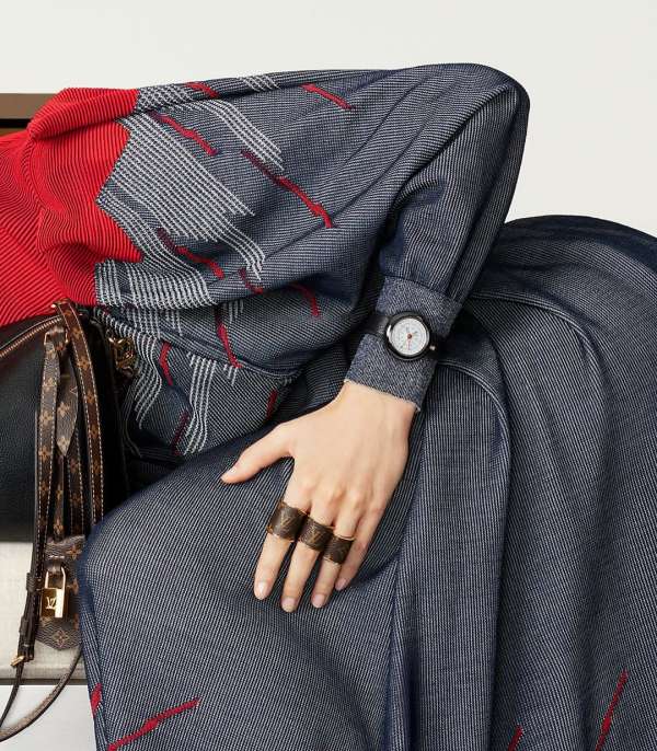 LOUIS VUITTON FALL WINTER 2025 CAMPAIGN sta...