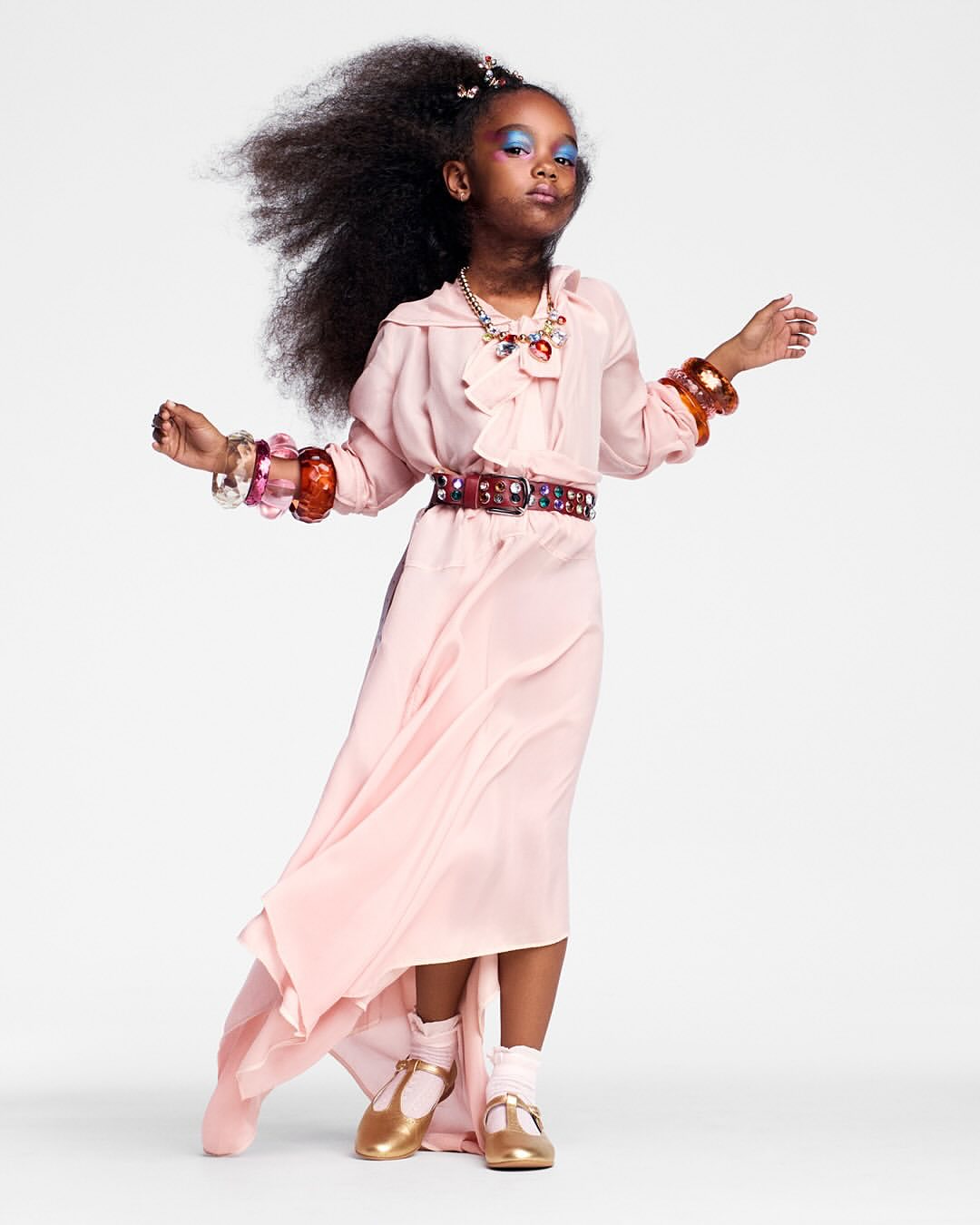 BACK TO SCHOOL WITH W MAGAZINE @wmag
•
Creative Directors @kevintekinel @charleslevai @maybe
Editor in Chief @saramoonves
Visuals & Content Director @_a_b_g
Photographer @ethanjamesgreen @second__name
Stylist @charlottecolletcollet
Makeup Artist @manu_kopp @artlistparisnewyork
Hair Stylist @ramoneyluv @totalworld
Casting @dmcasting
Talent @agencefrimousse @successkids
Set Design @vincentolivieri_ @vvorldplus
Production @jnproductionglobal
•
Merci #JuliaJones, @noramilch @misstorimarie @sincerelytylerr
•
#WMagazine #BackToSchool #FashionEditorial #KidsFashion #LuxuryFashion #HighFashionKids #jnproduction #jnproductionparis