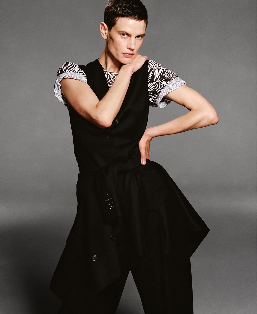 M LE MONDE ISSUE featuring SASKIA DE BRAUW @saskiadebrauw
•
Creative Director @jbtalbourdet
Photographer @timelkaim #artistconsultation @ms_cha_cha
Stylist @charlottecolletcollet
Make up Artist @christinecorbel @maworldgroup
Hair Stylist @ramoneyluv @totalworld
Manicurist @beatrice_eni @saint_germain_agency 
Casting @julialangecasting @artpartner
Talent @saskiadebrauw @vivamodel
Production @jnproductionglobal
•
#MLEMonde #SaskiaDeBrauw #TimElkaim #FashionEditorial #FashionPhotography #EditorialShoot #jnproduction #jnproductionparis