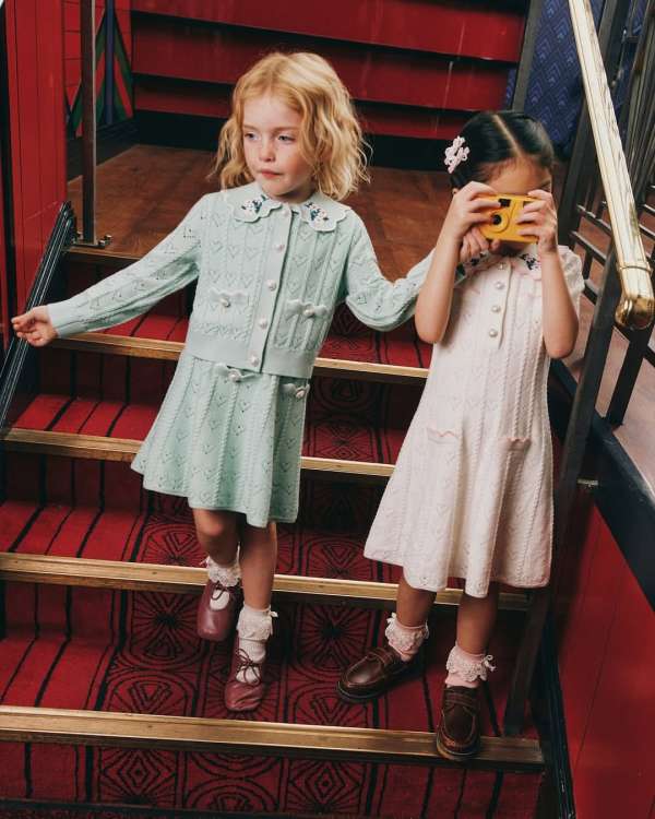 SELF-PORTRAIT KIDS  @selfportraitkids 