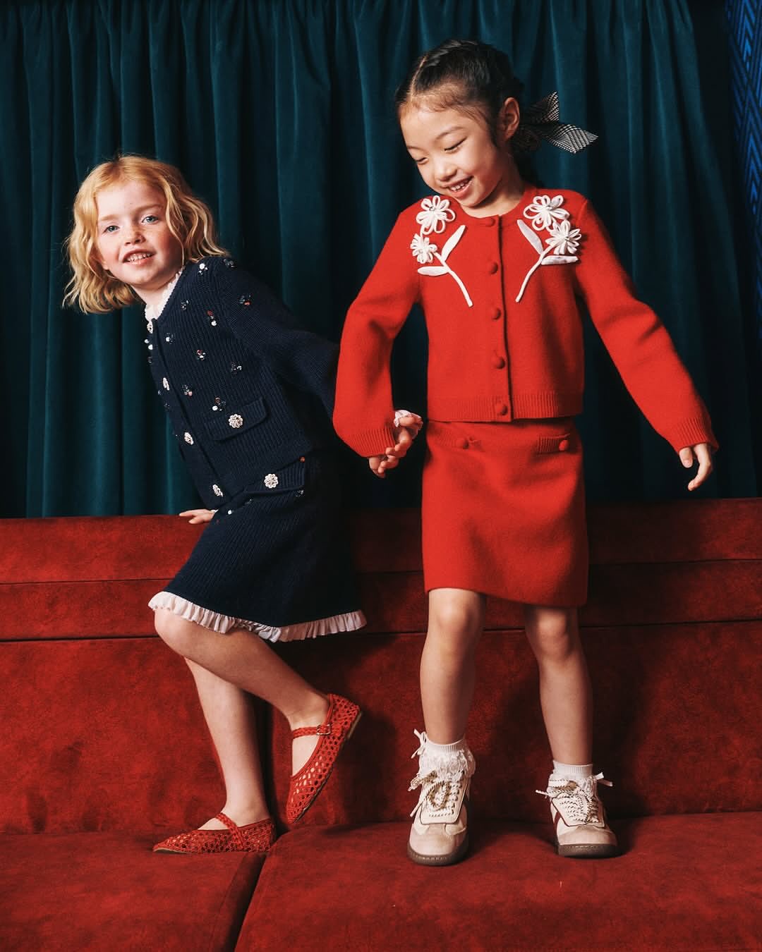 SELF-PORTRAIT KIDS  @selfportraitkids 
•
Creative @AmyCarmichael #JinYu
Photographer @annielai__ 
Director @xcandicelox
Stylist @julievianey 
Glam Team @brookeneilsonhair 
Talent #JacintaChoi #ChloeK
Production @jnproductionglobal
•
Merci @AmyCarmichael #JinYu
•
#selfportraitkids #kidsshoot #jnproducitonlondon