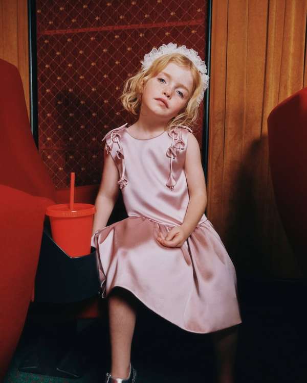 SELF-PORTRAIT KIDS  @selfportraitkids 