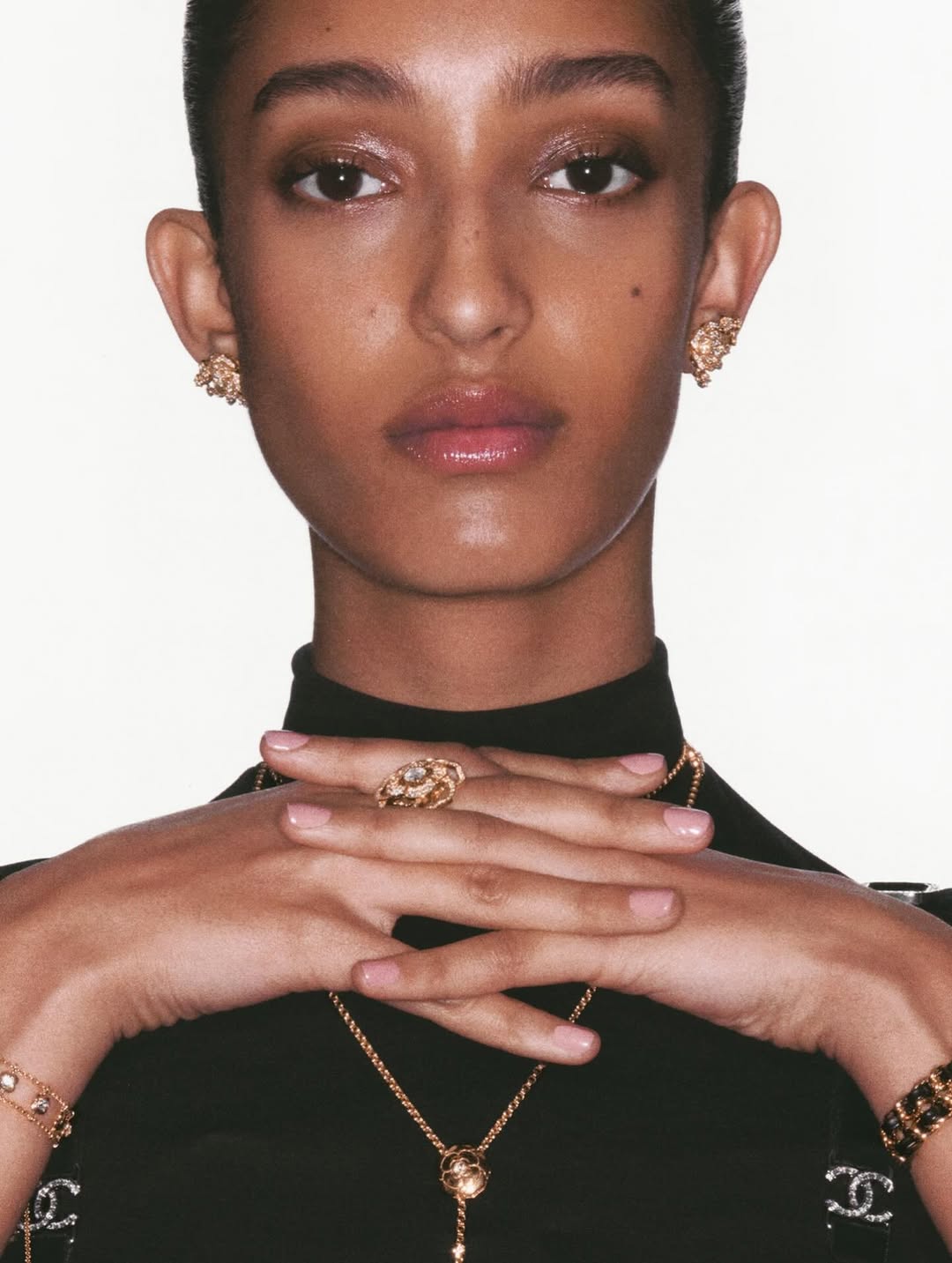 CHANEL END OF YEAR 2025 @chanelofficial
•
Photographer @timelkaim #artistconsultation @ms_cha_cha 
Stylist @katieburnett__ @artandcommerce
Makeup Artist @christinecorbel @maworldgroup
Hair Stylist @benjaminmullerhair @maworldgroup
Manicurist @forget.laura @artlistparisnewyork 
Talent @mona_tougaard @elitemodelworld @rebeccalongendyke @women_paris
Set Designer @jabezbartlett @streetersagency
Production @jnproductionglobal
•
Merci #MarianneEtchebarne @vincentfichard @mrpabone @sofyntj @victorsoulezlariviere @lysaelia #CharlotteCottard #ClaraJouvenot #MarineBergeHohweiler #JulieRambaud @leah.yrd @elise.rajot #ThomasDherte
•
#CHANELHoliday #CHANELFineJewelry #jnproduction #jnproductionparis