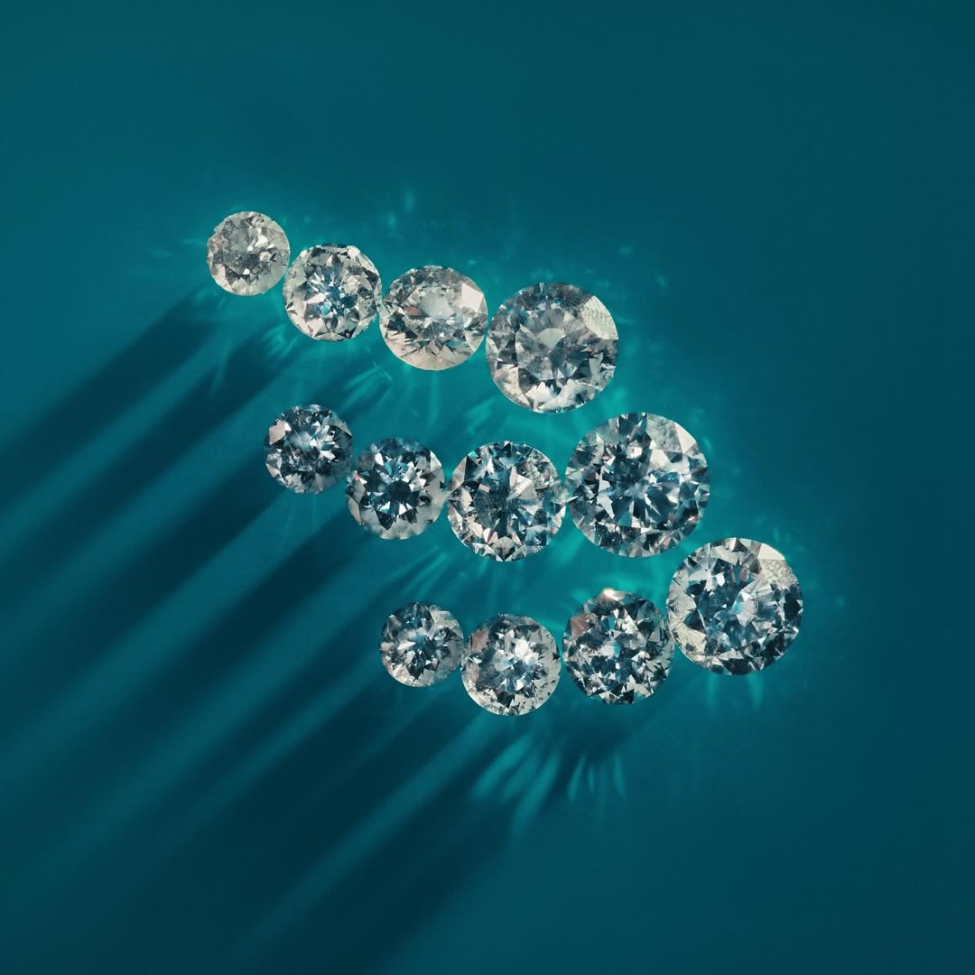 TIFFANY & CO. BOR Craft @tiffanyandco
•
Creative Directors @bastiengrisoletzam #AngieAsemota
Director & Photographer @rafadepazos
Set Designer @jdcecere
Production @jnproductionglobal 
•
Thank you #AngieAsemota #ReedSmith #EmilyDaniels #RebeccaPark #TaliLekorenos #ValentineFeau #MimmoFerrara
•
#TiffanyAndCo #BORCraft #JNProduction #JNProductionNewYork