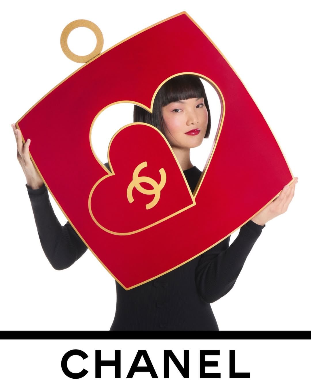 CHANEL VALENTINE’S DAY @chanelofficial @chanelbeauty
•
Director & Photographer @valentinherfray @maworldgroup
Stylist @casadevallbelen @diemeagency
Makeup Artist @_celinemartin_ @artandcommerce
Hair Stylist @josephpujalte @bryantartists
Manicurist @beatrice_eni @saint_germain_agency
Talents @panhaowen1 @elite_paris @jakobzimny @selectmodelglobal
Set Designer @olivia_aine_ @maworldgroup
Production @jnproductionglobal
•
Merci @tdesaintmaur @valeriemullon @iris_farg @julietcollin @simonamedro #SandraCastano #MariekeLiewehr @chalarosesaintpaulpro @flo_pttjn #SeverineRenault @aliceboukouch #NicolasMoreira #DominiqueJean