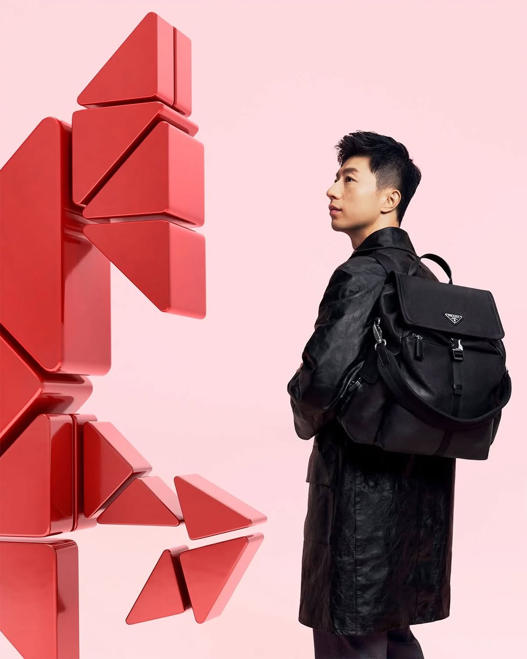 GŌNG XǏ FĀ CÁI 恭喜发财
•
PRADA CNY26 CAMPAIGN STARRING YANG MI & MA LONG @prada @yangmimimi912
•
Creative Direction @ferdinandoverderi
Campaign Photographer @zhonglin_ @artandcommerce 
Still Photographer @xuuubooo 
Director @_brthr_
Stylist @mynameisilence
Set Designer @donghongxun
Production @jnproductionglobal
Local Production @terryjinproduction
Talent #MaLong @yangmimimi912
•
Wishing everyone a joyful and prosperous Year of the Fire Horse!
•
Thank you @prada Wish Teoh Chen Chen Uberto Visconti Flora Marazzi Jeanine Zhan Cindy Chen Evans Zhu