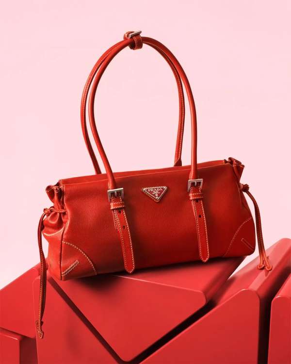 GŌNG XǏ FĀ CÁI 恭喜发财