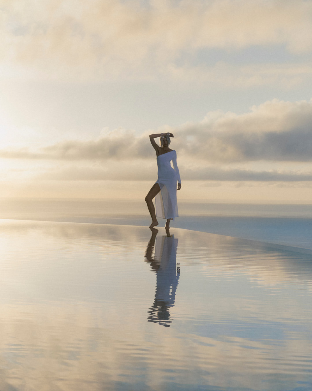 LANCASTER SUN PERFECT AIR @lancaster_beauty
•
Creative Director @robertlussier @thestylecouncilparis
Photographer & Director @peterashlee
Digital Content @hannahillierphotography @hhcreativeagency
DOP @rosscrichardson
Stylist @raeboxer @maworldgroup
Makeup Artist @manu_kopp @artlistparisnewyork
Hair Stylist @davidharborow @streetersagency
Manicurist #CindyZenatti 
Casting Director @rosievogelcasting
Talent @luluwood_ @emilia.schuele @eusilva @shixin_huang_
Props Stylist #PhilipeSmal
Production @jnproductionglobal
 •
Merci @sam__southey Lionel Thoreau Tanguy Dairaine Marie-Lise Boutros Nicolas Marion
•
#jnproduction #jnproductionparis