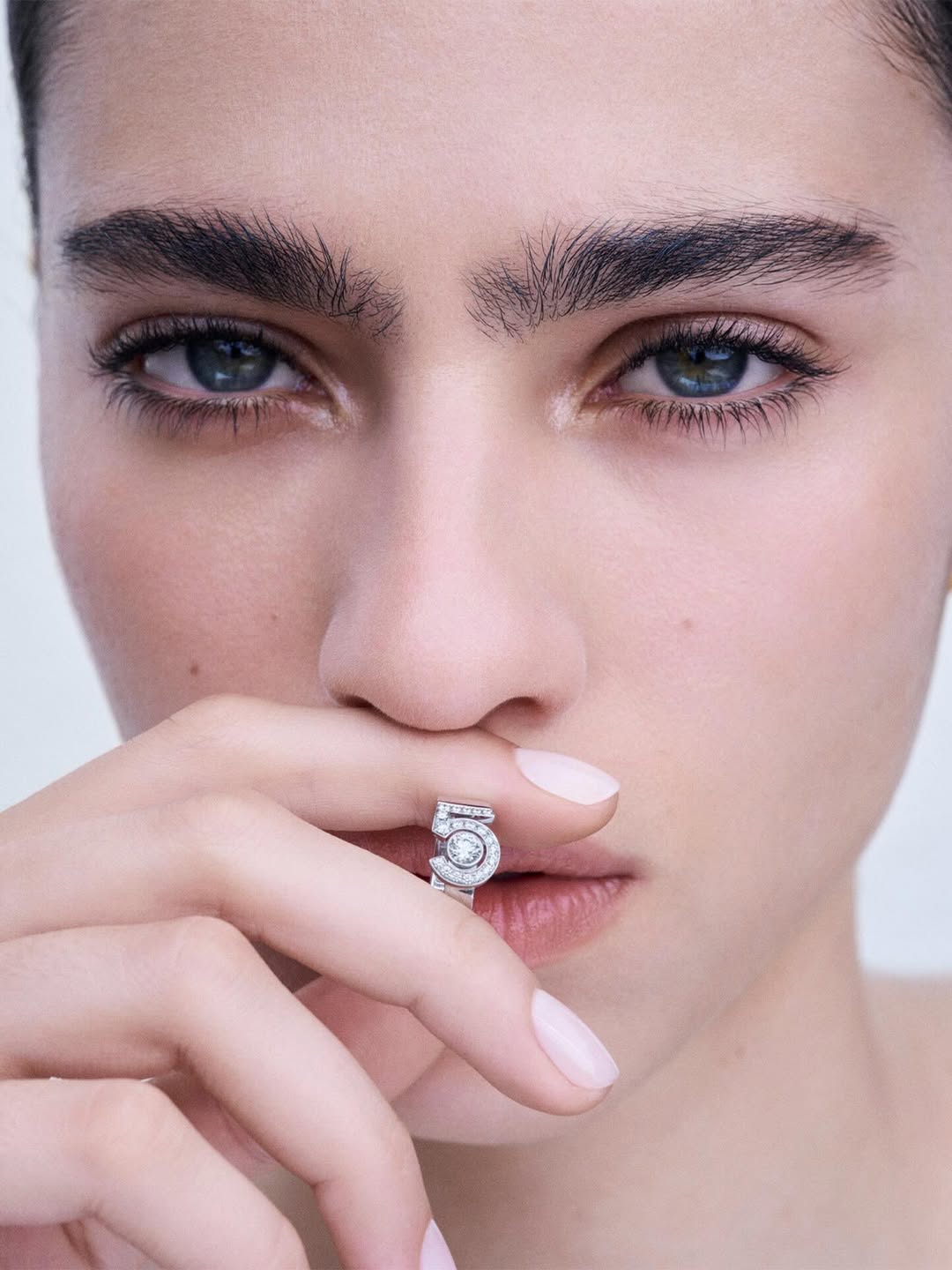 CHANEL COLLECTION N°5 @chanelofficial