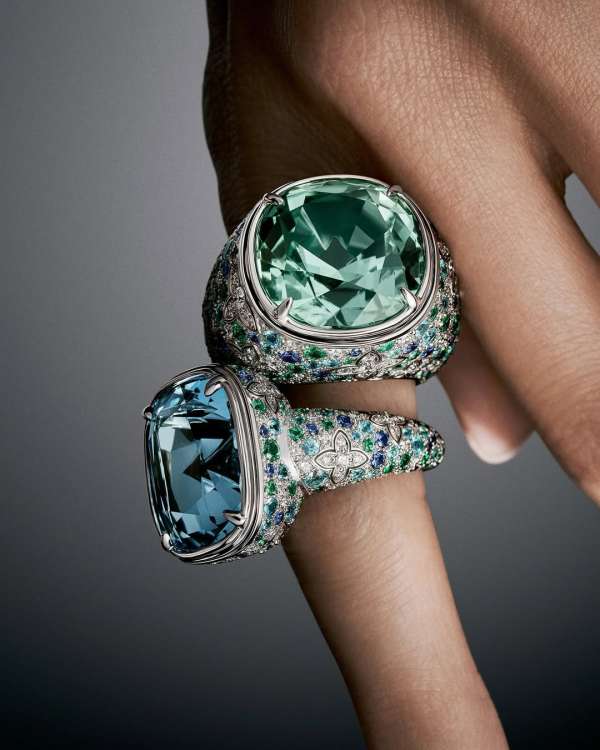 LOUIS VUITTON MYTHICA @louisvuitton