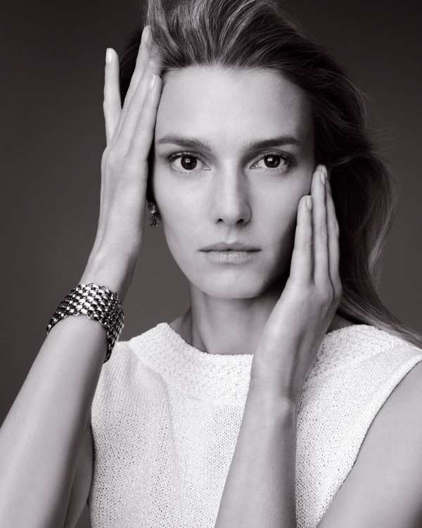 CHANEL LE LIFT @chanel.beauty @chaneloffici...