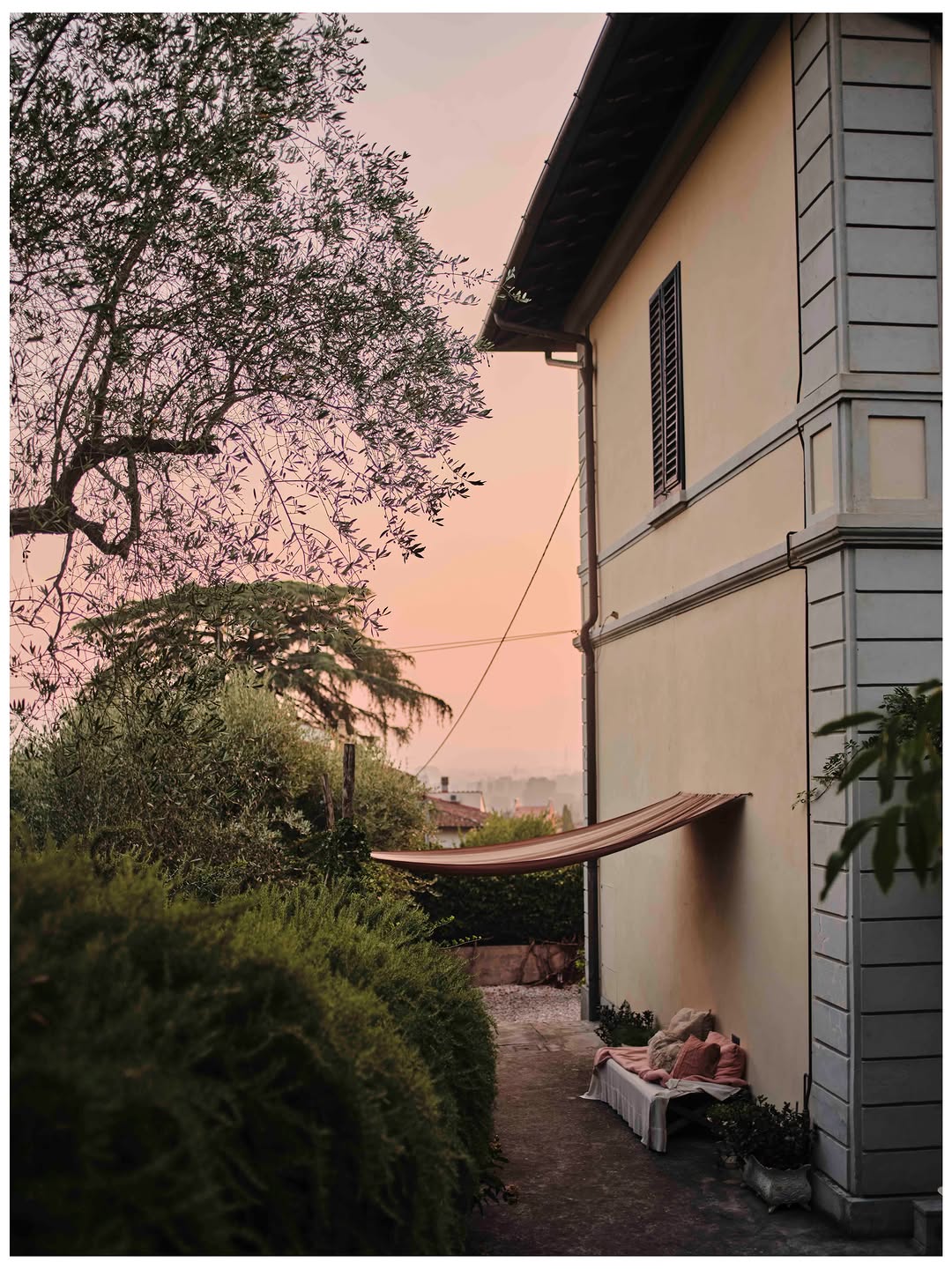 slider image