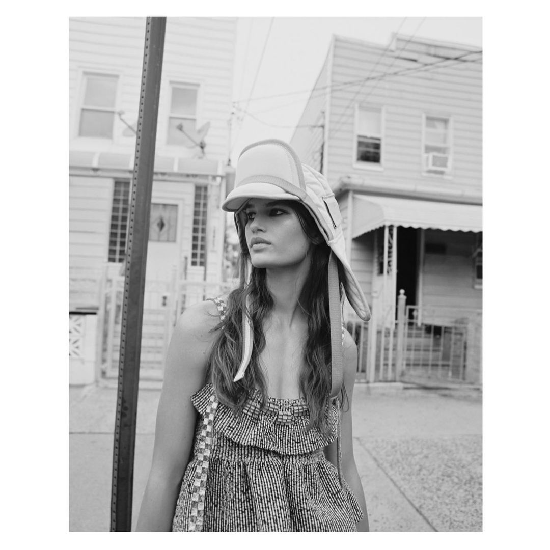 Vogue Polska |  Dec. 22